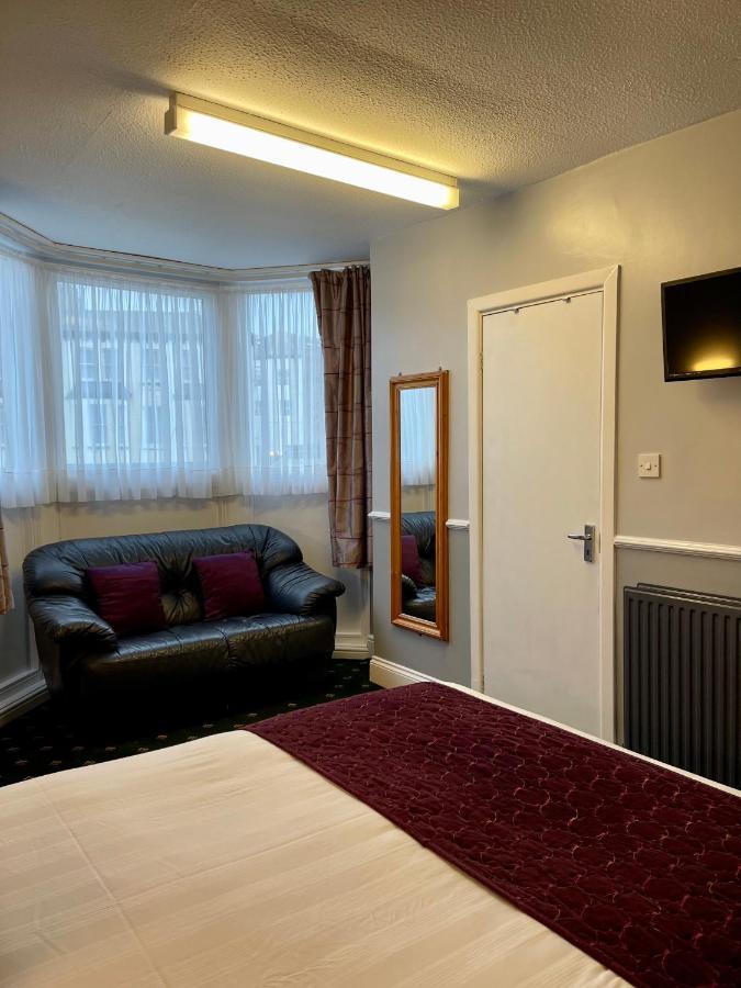 Palm Court B&B Ilfracombe Εξωτερικό φωτογραφία