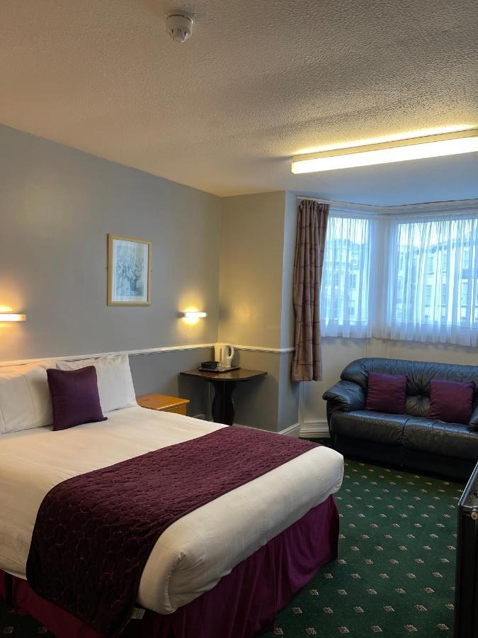 Palm Court B&B Ilfracombe Εξωτερικό φωτογραφία