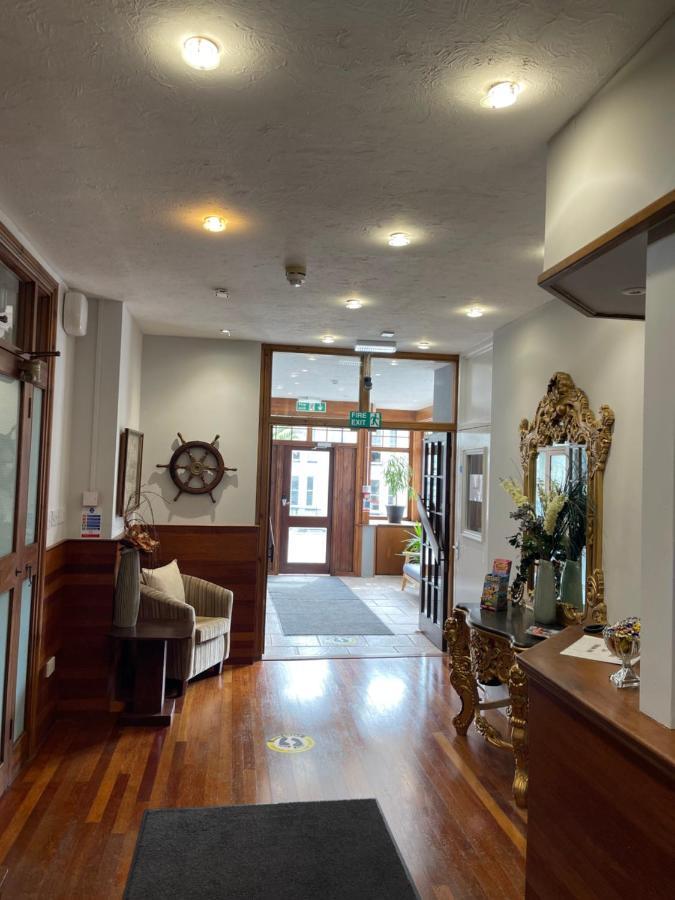Palm Court B&B Ilfracombe Εξωτερικό φωτογραφία